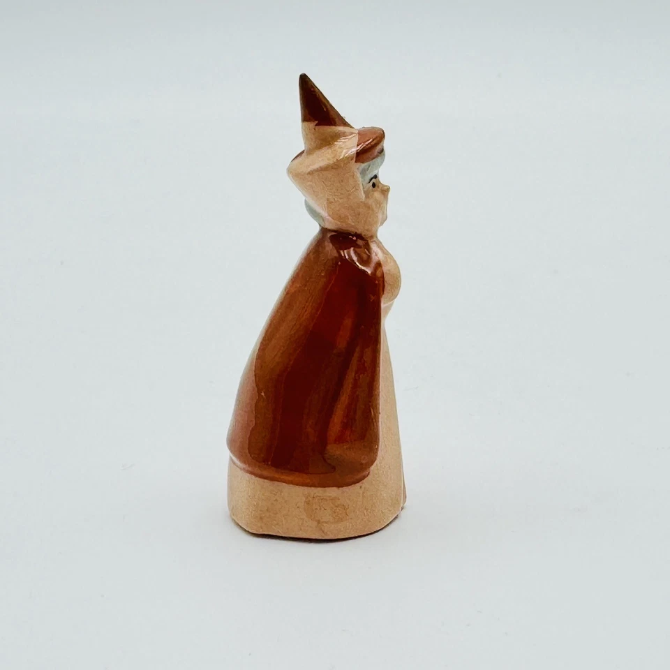 Hagen Renaker Disney Bella Durmiente Flora Estatuilla Hada Madrina RARA Foto 3 de 4