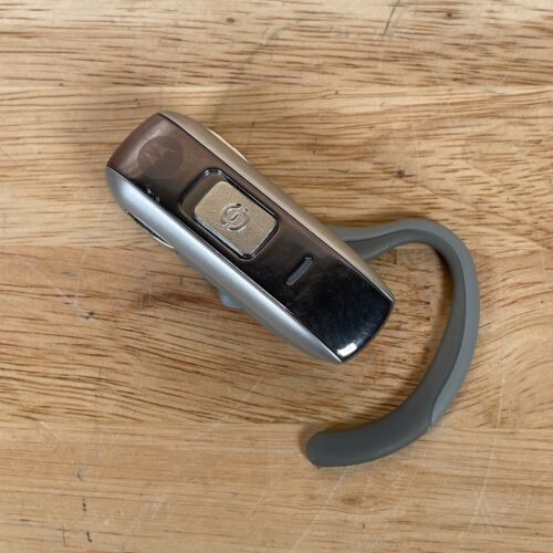 Motorola H550 Gray Clear Voice Built-In Mic On-Ear Bluetooth Hands-Free Headset - Picture 1 of 3