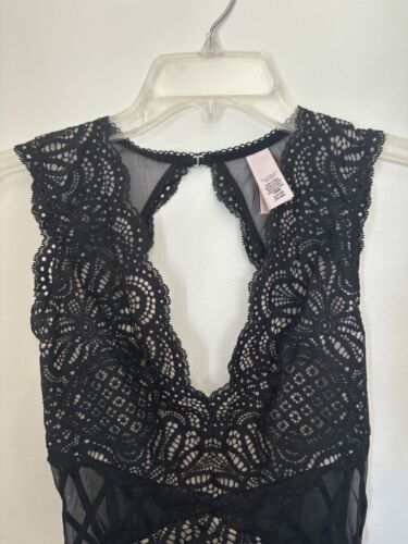 Victoria's Secret TEDDY Einteiler BODY schwarz SPITZENAUSSCHNITT Größe Small neu mit Etikett - Bild 6 von 9