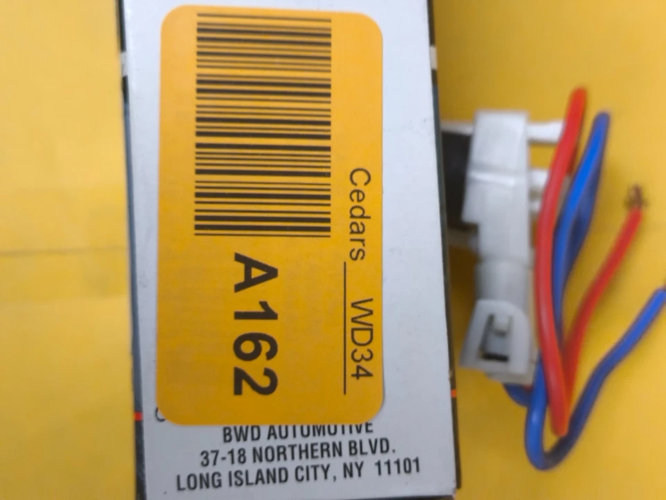 Conector de arnés de inyección de combustible-TBI BWD 28413 Foto 3 de 3
