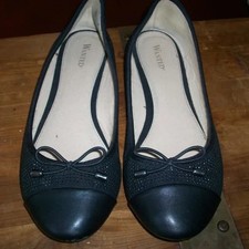 Black Textured Ballet Flats Bow Accent Women's Size 8.5 Slip On Casual