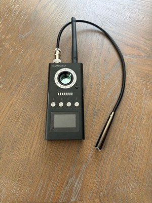 GUMOZU G66 Pro Anti-Spy Hidden Camera Detector and GPS Bug Sweeper