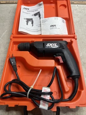 Skil 3/8'' Corded Drill 6220 W/ Paperwork and Case