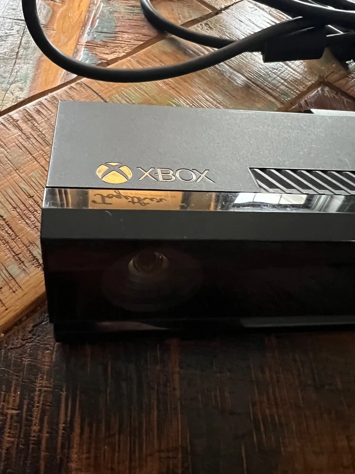 Microsoft Xbox One Kinect Sensor Bar - Black - Image 2 of 4