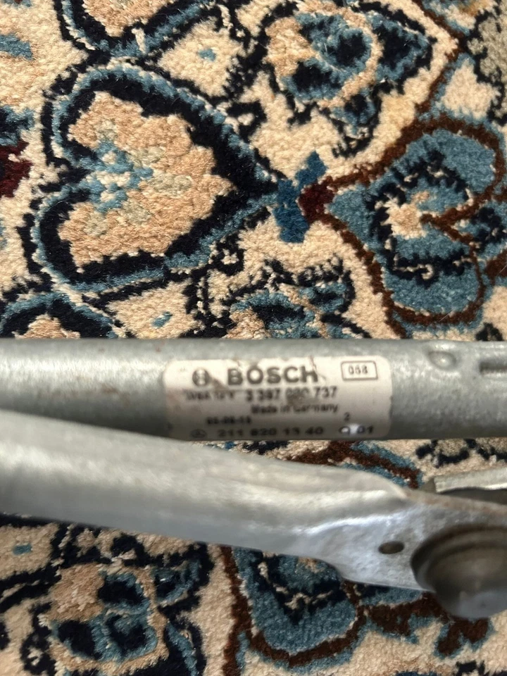 Limpiaparabrisas original Mercedes-Benz 211-820-09-40 para 2006 E350 Foto 3 de 3