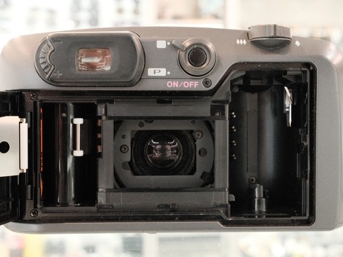 Pentax Espio 140 Film Camera - Picture 6 of 13