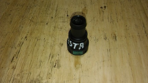 FORD FIESTA LX 3 TÜRER 1.25 BENZIN 04 HEIZUNG WASSERROHR SCHLAUCH FLANSCH - Bild 1 von 3