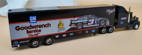 Dale Earnhardt #3 GOODWRENCH 1995 NASCAR TRANSPORTER / HAULER - Picture 5 of 6