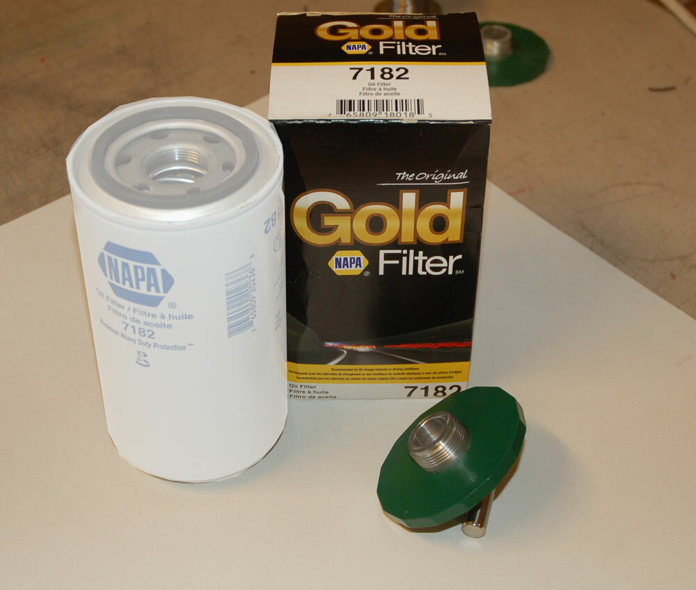 Oil filter plug for Fleetguard LF3970 Cummins ISB for NAPA Gold filter