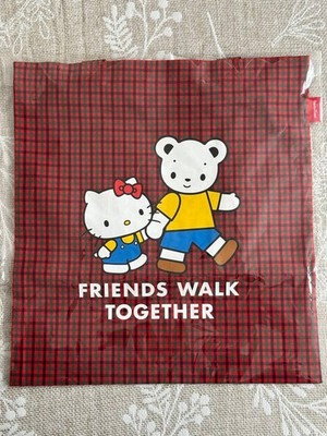 Familiar x Hello Kitty Tasche rot kariert süß Collaboration Design groß neu