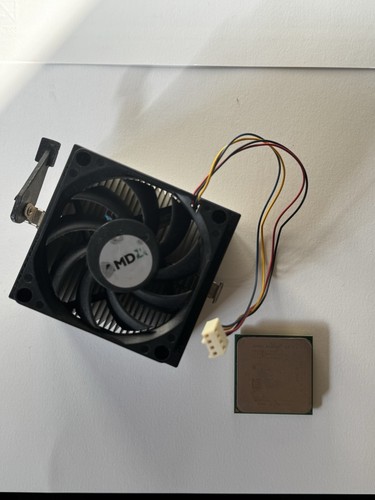 CPU E DISSIPATORE AMD ATHLON 64 X2 5000 3M/2,60GHz/2600MHz SOCKET AM2 65W - Foto 2 di 8