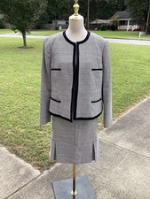Kasper Women  s 2-Piece Skirt Suit Set Jacket Size 14 Skirt Size 12