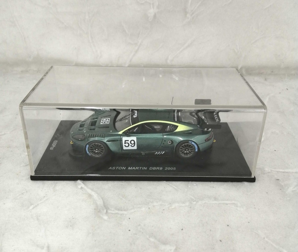Ｓｐａｒｋ１／４３　アストン・マーティン　ＤＢＲ９　２００５年プレゼンテーション Spark 1/43 Aston Martin DBR9 Presentation Car 2005 #59 from