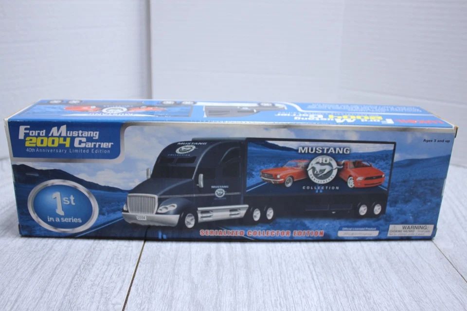 LUKOIL FORD MUSTANG 2004 CARRIER 40º aniversario ¡edición limitada! - 1ª en SERIE Foto 2 de 4