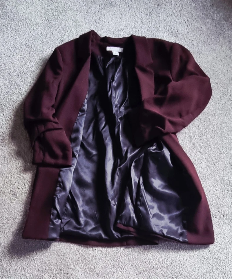 Womens Dark Burgundy Longline Blazer By H&M. UK Size 14 - Image 4 of 4