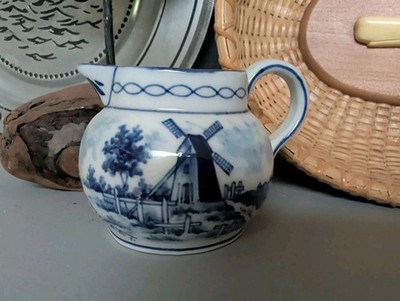Nantucket Massachusetts Creamer Pitcher Souvenir Whaling Era Petticoat Row Mill