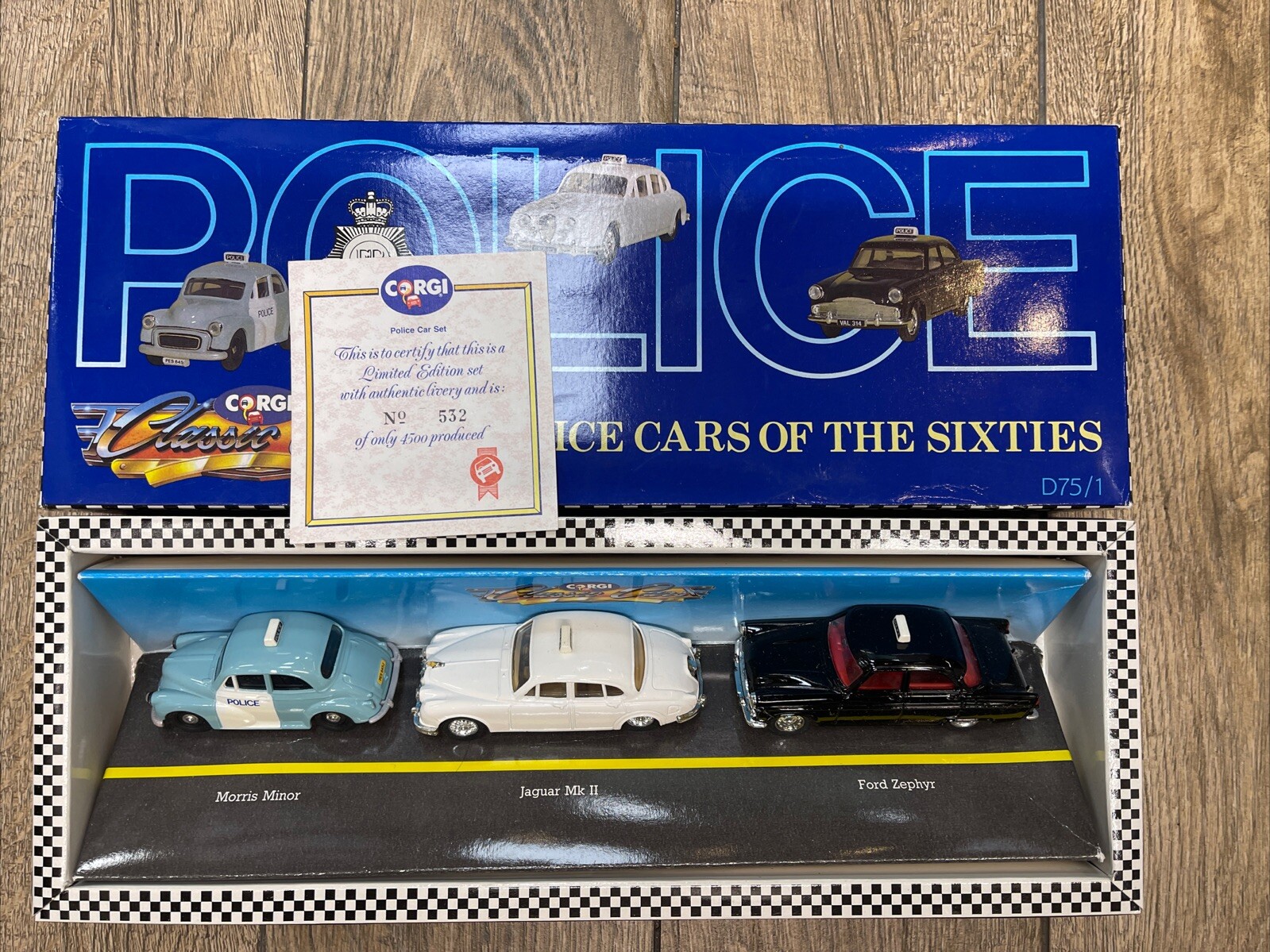 CORGI 1:43 SCALE D75/1 POLICE CARS OF THE SIXTIES
