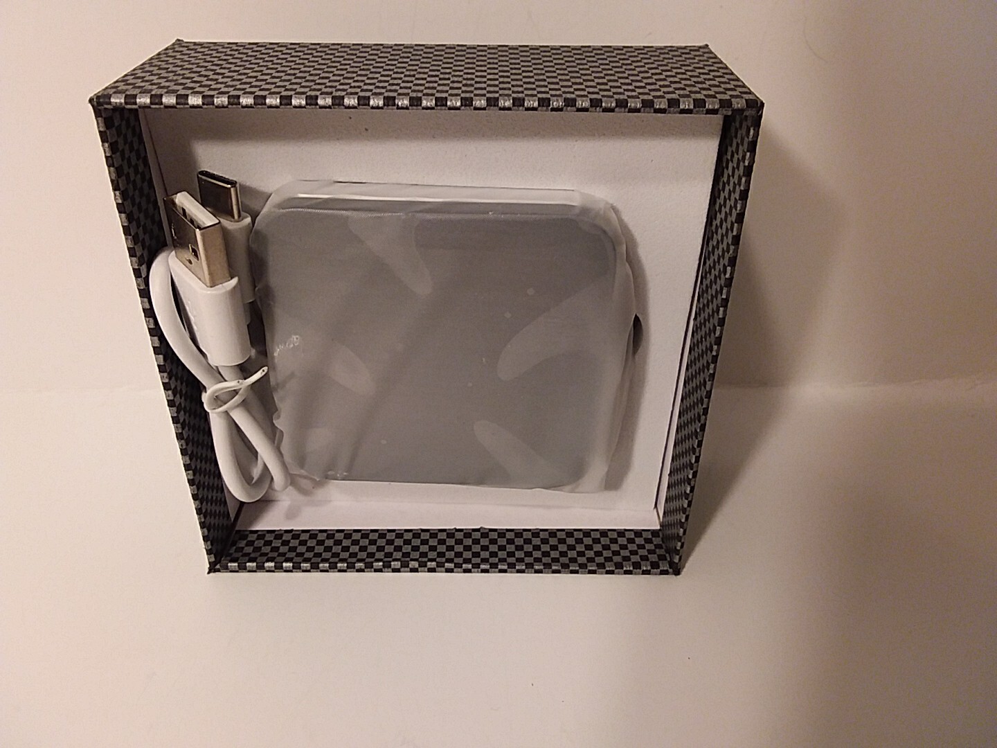 Portable Charger Ipad Tablet Silver New Open Box-image