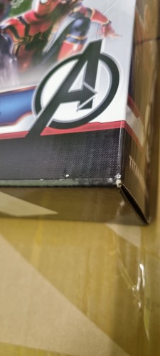 Marvel Avengers IRON MAN CAPTAIN AMERICA BLACK PANTHER IRON SPIDER 4 Figure Set - Picture 8 of 9