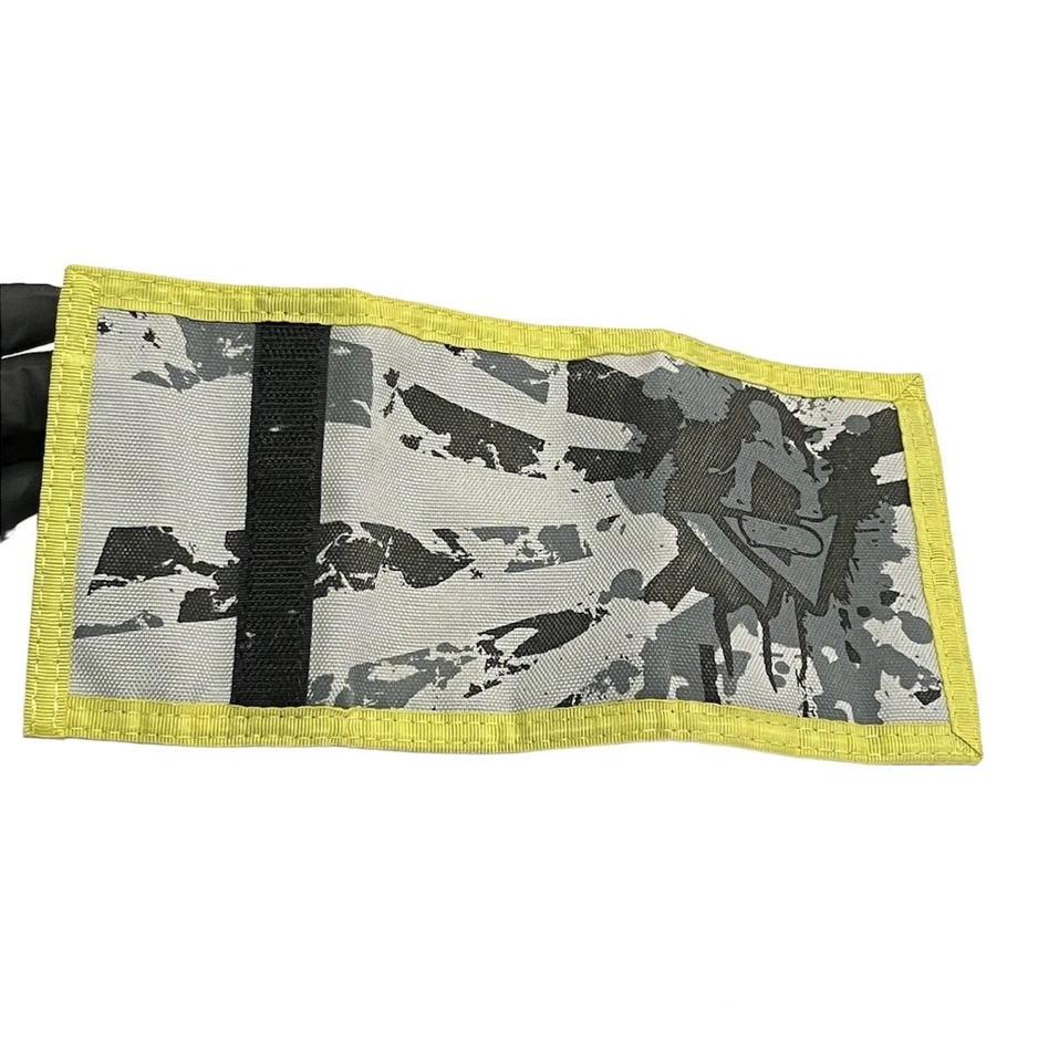 Volcom Trifold Canvas Wallet Zipper Coin Card Slots Skate Graphics Green Gray - Image 3 of 4