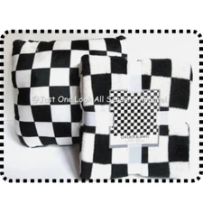 Checkers Blanket & Squishy Pillow Set