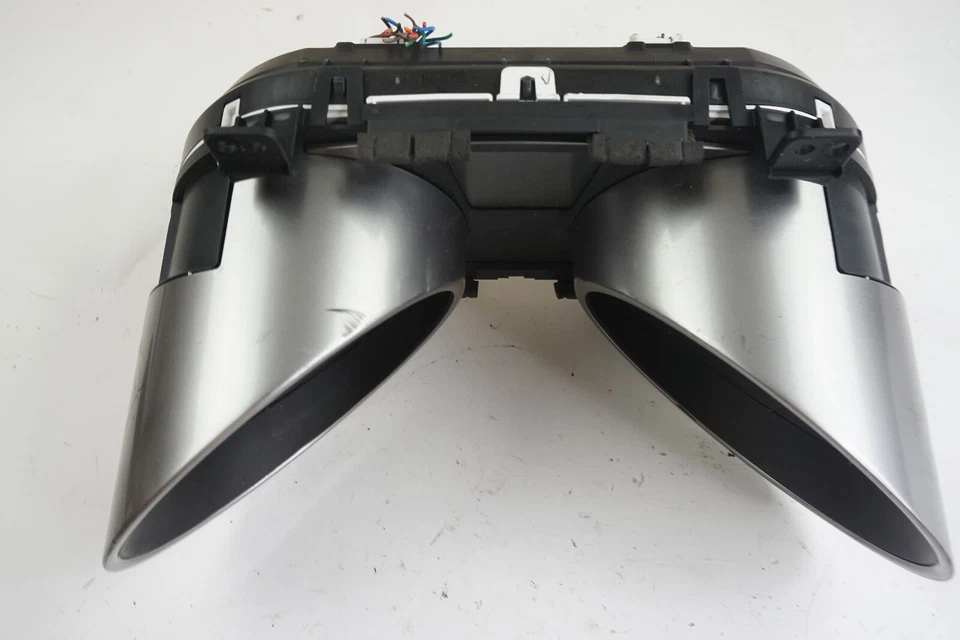 Hyundai Tucson 2010 velocímetro medidor grupo fabricante de equipos originales Foto 3 de 4