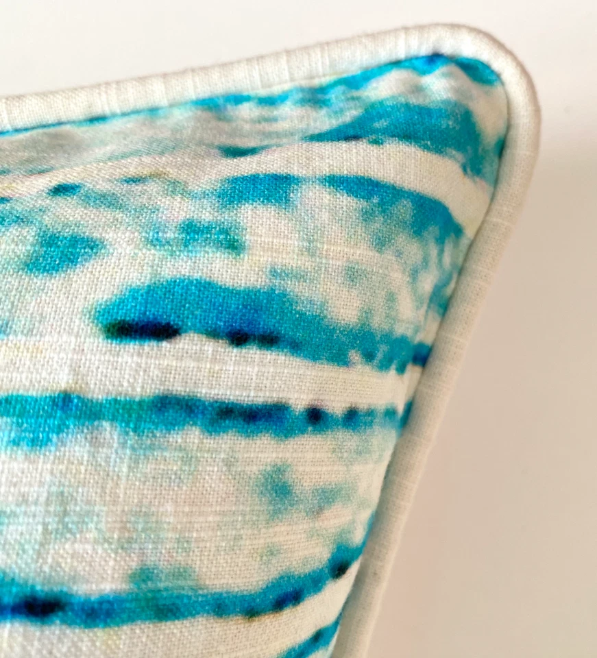 VILLA HOME pillow cover 20 x 20 - Image 2 of 3