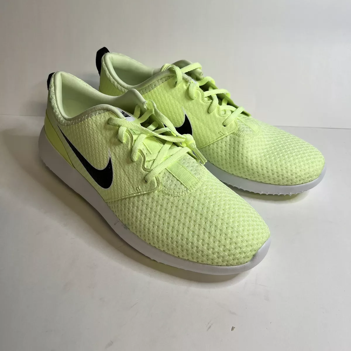 Roshe golf top shoes size 11