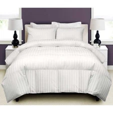 Hotel Grand White Goose Down Comforter Full/Queen