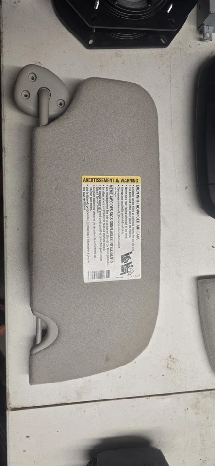 Parasoles Chevy Trailblazer GMC Envoy 2002-2009 con clips y luces para parasol Foto 3 de 4