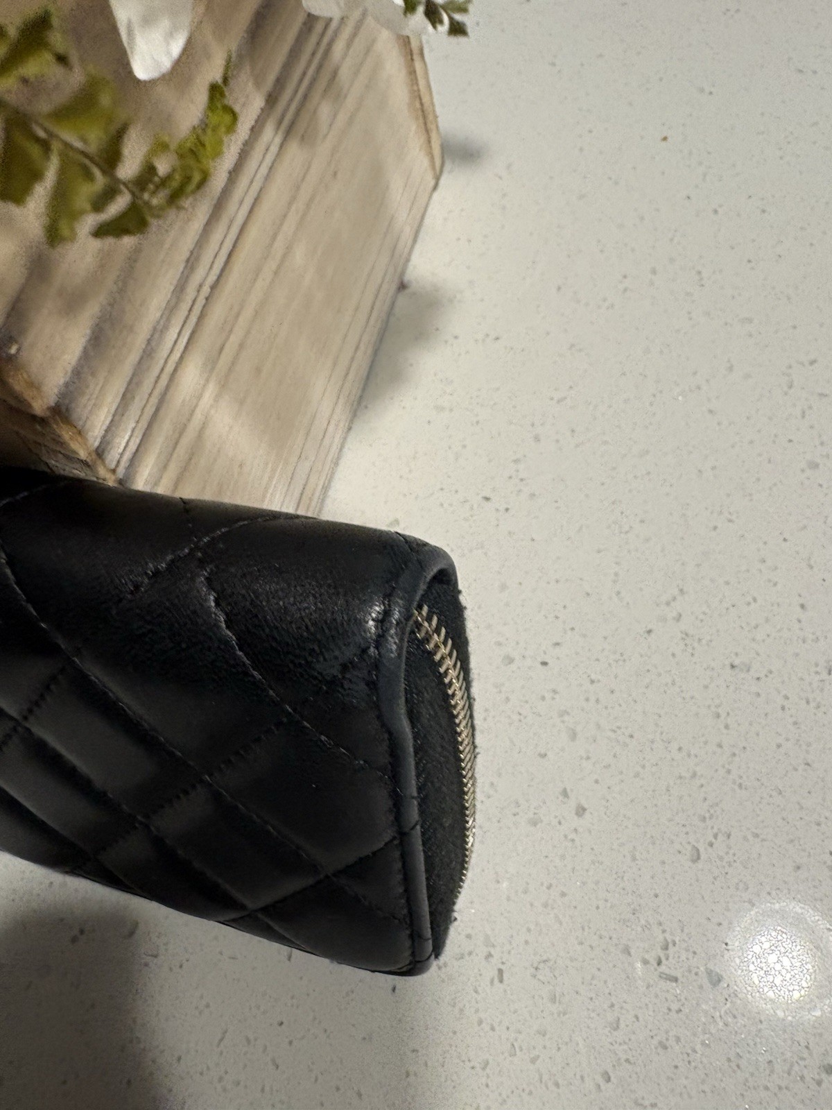 Authentic Chanel Lambskin Zip Around Wallet Black CC Gold Graffiti Interior Rare image 5
