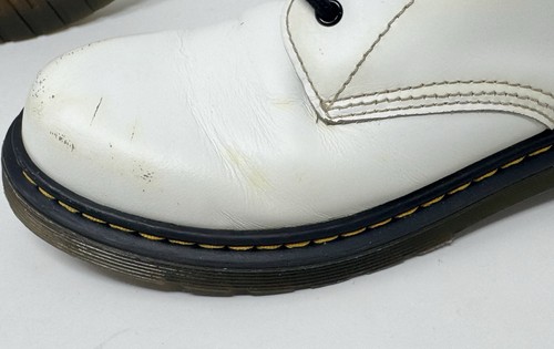 Women’s Dr. Martens 1460 8 Eye WhitenLeather Boots sz 7 - Foto 14 di 20