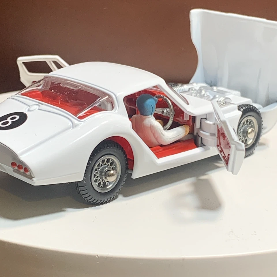 Corgi Model Club 324 Marcos 1800 GT con motor Volvo en caja diecast car inc certificado de autenticidad Foto 2 de 4