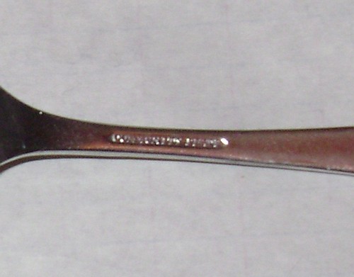 Vintage Oneida Community Plate Patrician Tea Spoon 6" - Picture 4 of 4