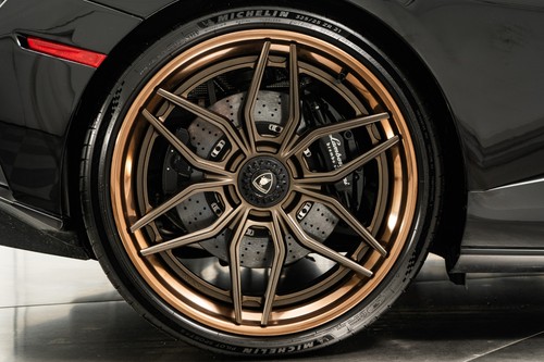 2023 Lamborghini Huracan STO - Picture 35 of 39
