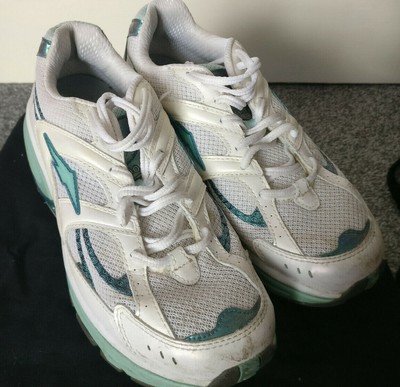 avia motion trainers