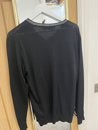 Suéter genuino de lana Versace cuello en V con tela sudadera - Imagen 3 de 4