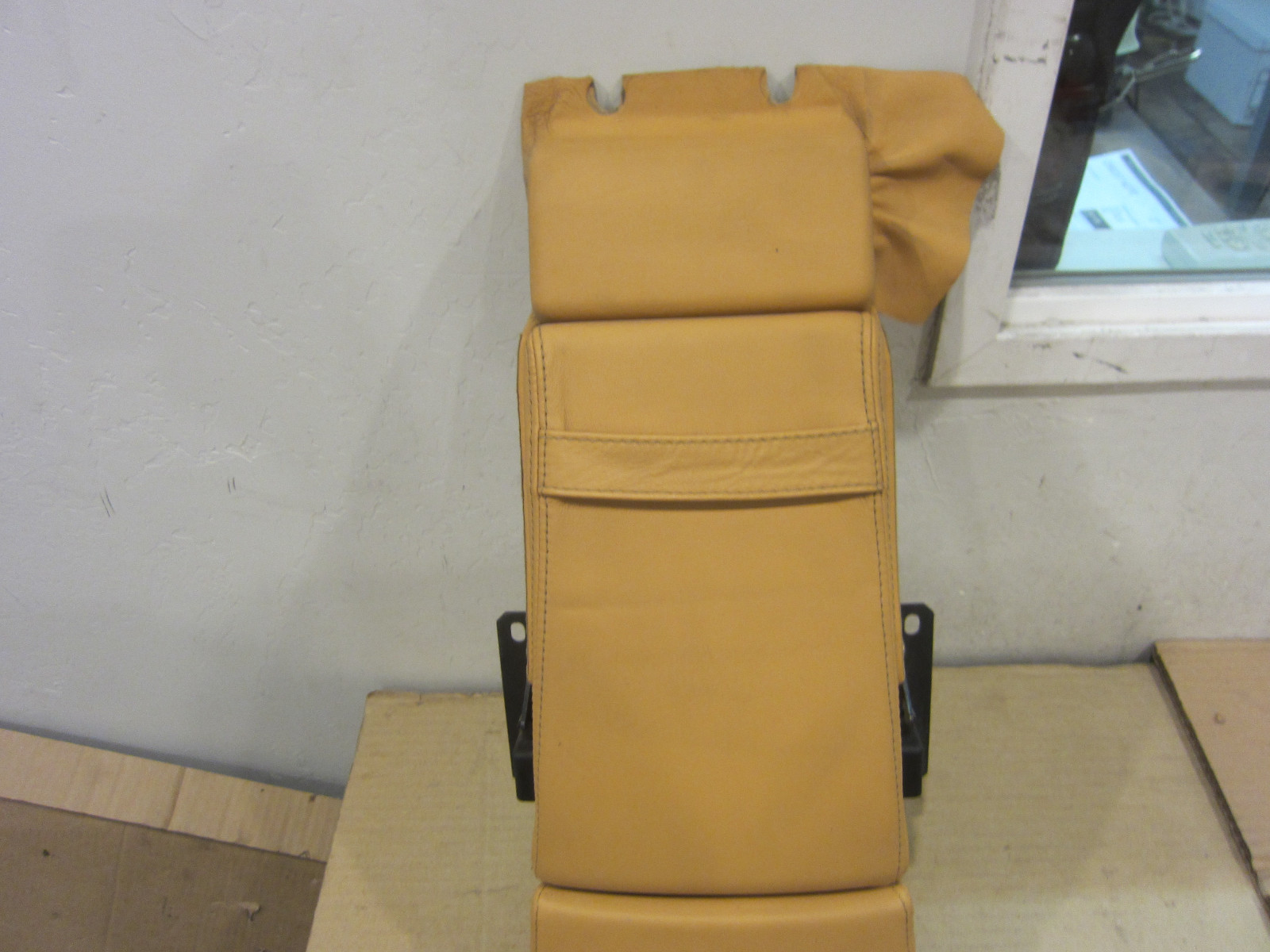 Ferrari 456 M-GT / GTA - Rear Center Console Complete - Beige - P/N 65413900