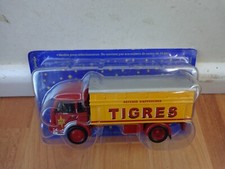 Ixo Altaya 1/64 Jean Pinder Circus Simca Cargo Fourgon Tigers Transport Camion
