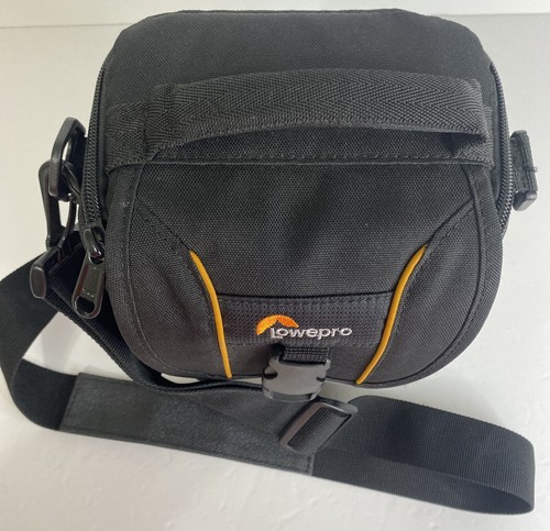 LowePro Adventura SH 120 II Camera Holster Bag Holds 8"T x 7"W x 6"D Strap Black - Picture 10 of 10