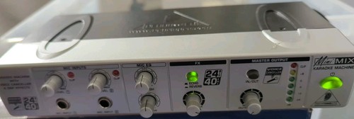 Behringer MINIMIX MIX800 Machine à karaoké Ultra-Compacte | Gear4music