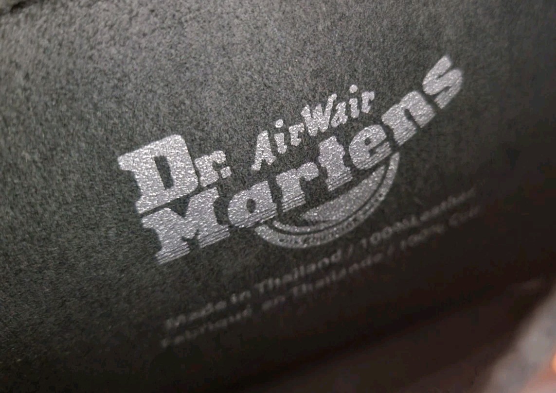 New Doc Dr Martens Black 100% Leather 7-in Buckle Satchel