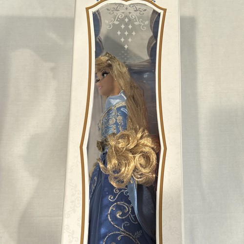 Disney La Bella Durmiente Edición Limitada Vestido Azul Aurora 17” Muñeca LE de 4000 - Imagen 18 de 18