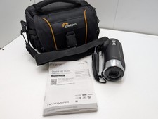 Very Good Sony HDR-CX405 Handycam Camcorder with Case And Battery