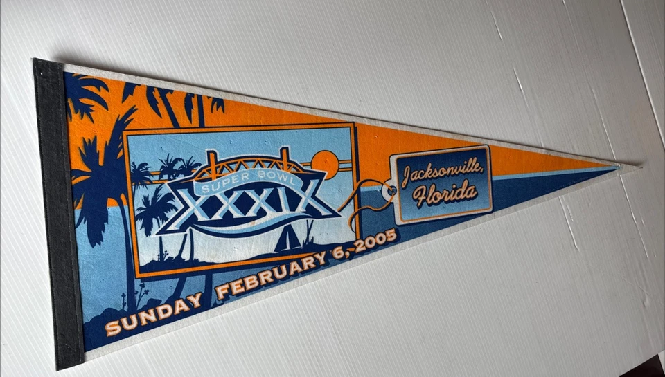 Banderín Super Bowl XXXIX NFL tamaño completo Jacksonville FL 2005 Patriots vs Eagles Foto 2 de 4