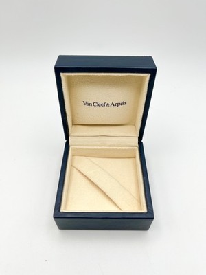 Van Cleef & Arpels VCA Jewelry Box Black Leather Box w/ Cream Interior