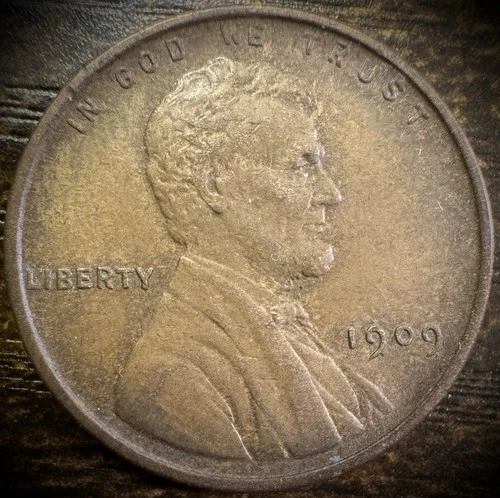 1909-P VDB Lincoln Wheat Cent AU