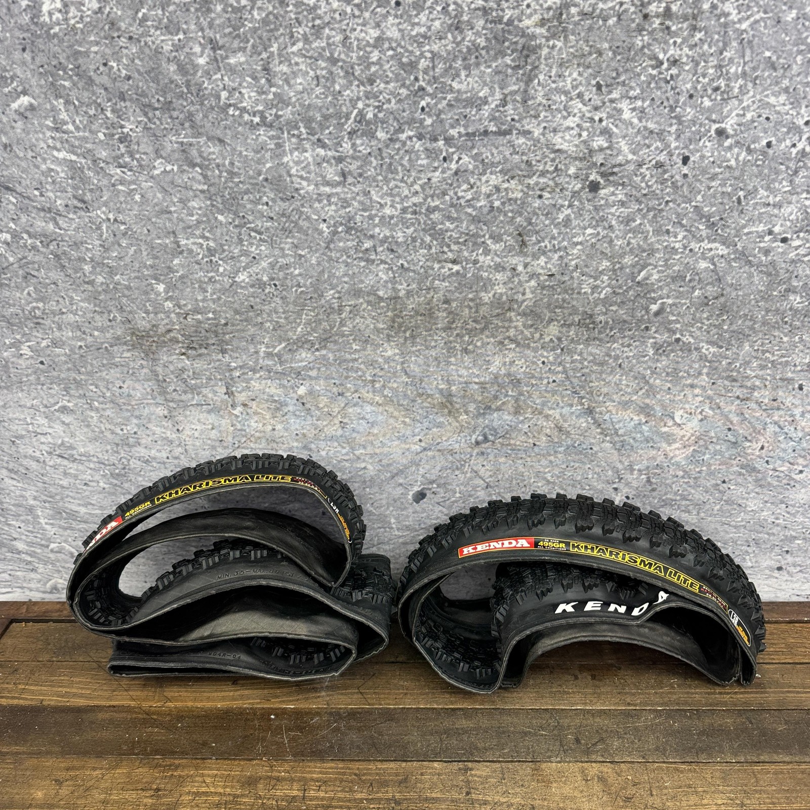 Kenda Kharisma Lite Tires 26 1.95 Folding 26in Aramid Fiber 