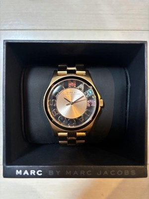 Marc By Jacobs Gold Watch MBM1234 Elegant Design, Needs Marc By Jacobs Gold Watch MBM1234 Elegant Design, Needs