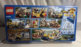Brand NEW NIB LEGO CITY Swamp Police Station #60069 Officer Crook Alligator